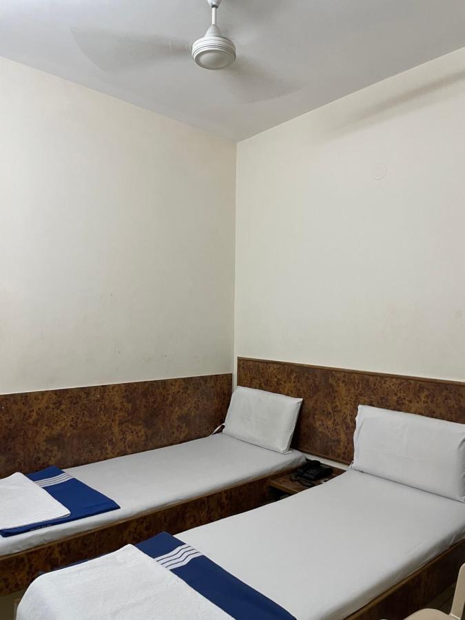 Sri Durgamba Lodge バンガロール エクステリア 写真