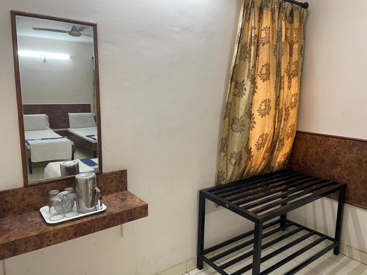 Sri Durgamba Lodge バンガロール エクステリア 写真